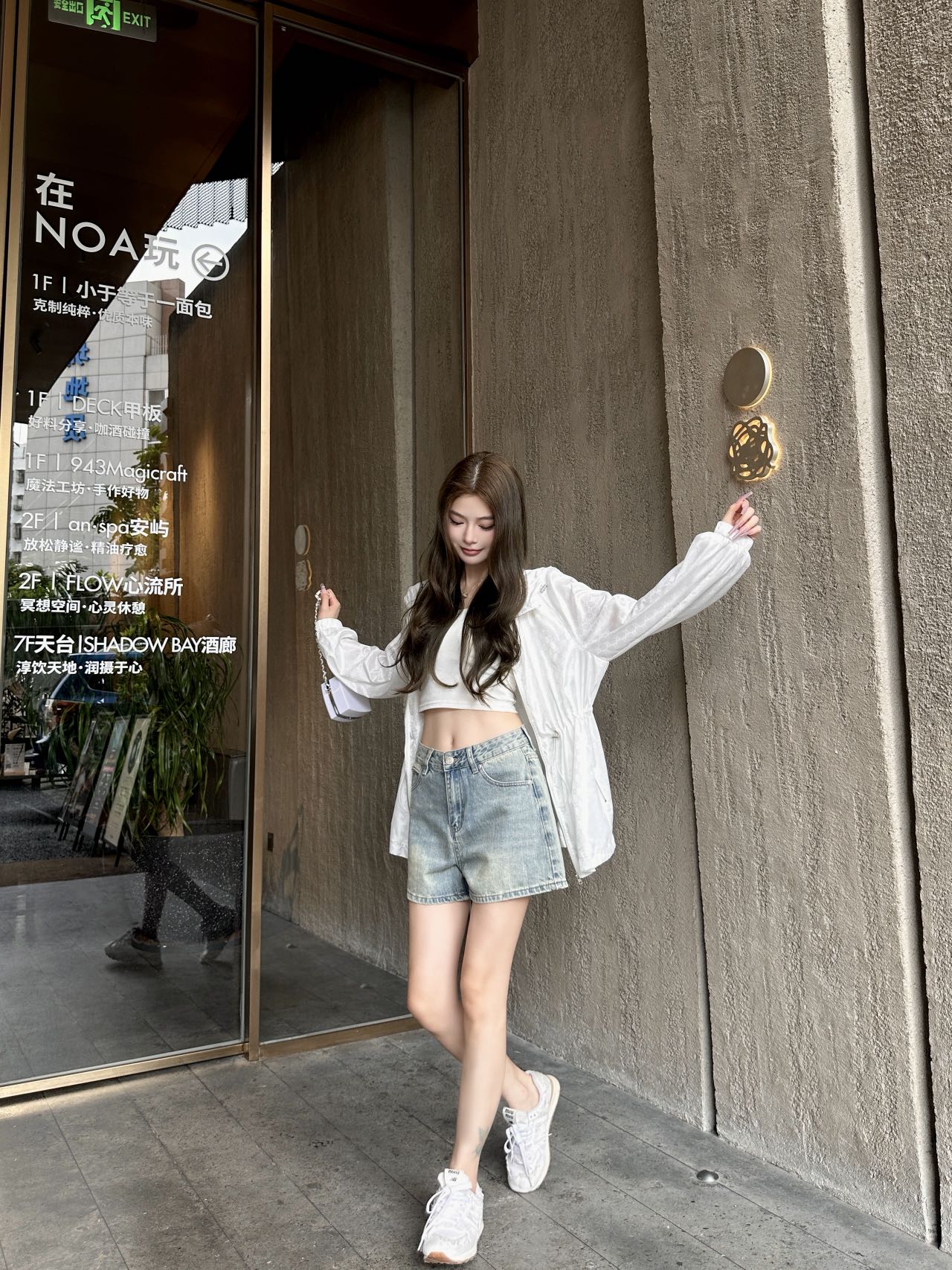 NO:838993,Model upper body picture,,19860909模特上身图,,,Women's clothing
