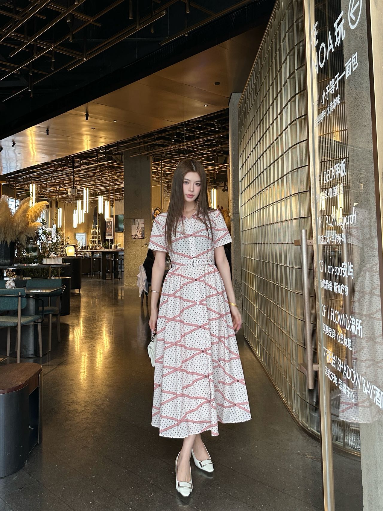 NO:840879,Model upper body picture,,19860909模特上身图,,,Women's clothing