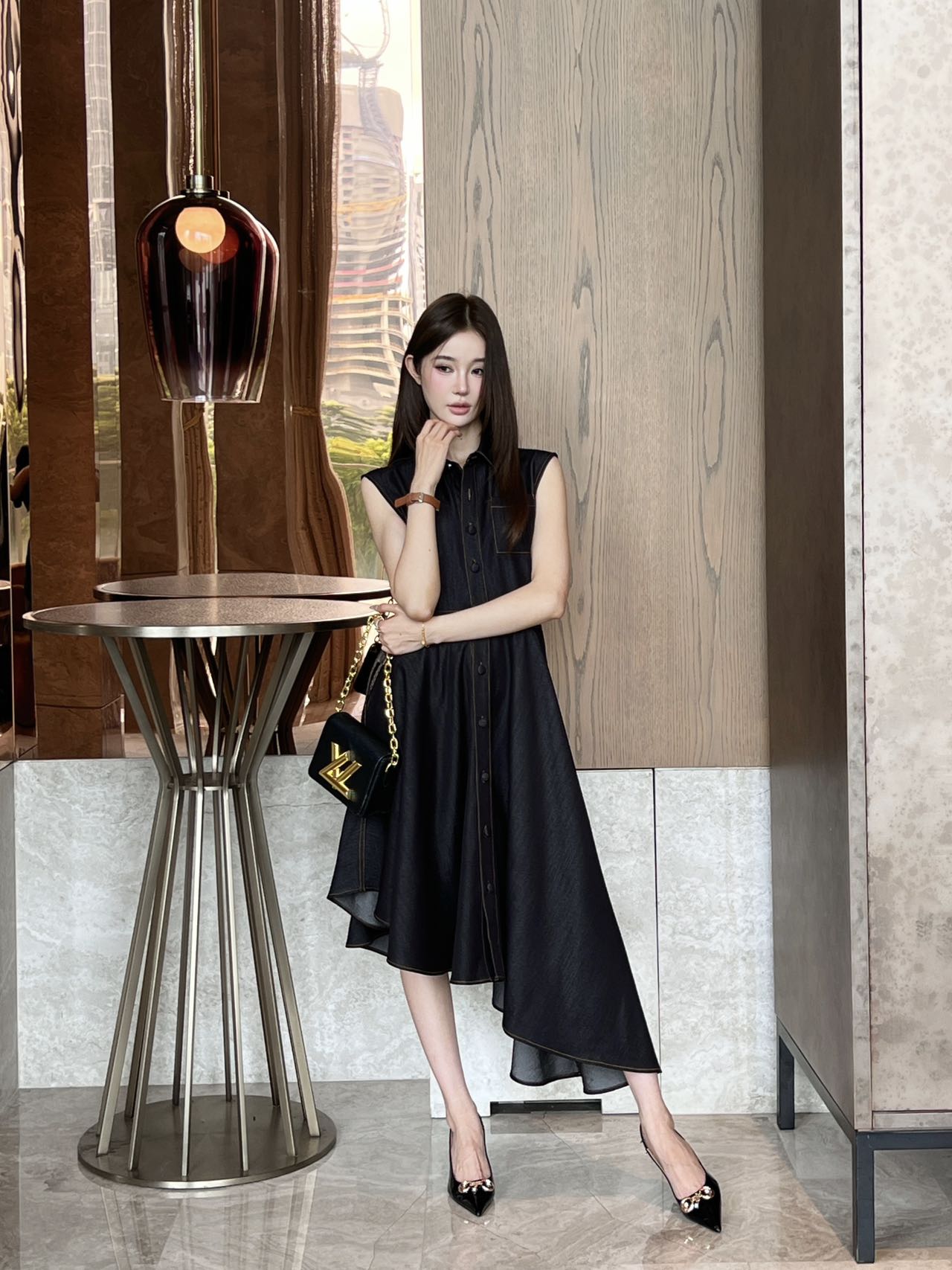 NO:840882,Model upper body picture,,19860909模特上身图,,,Women's clothing