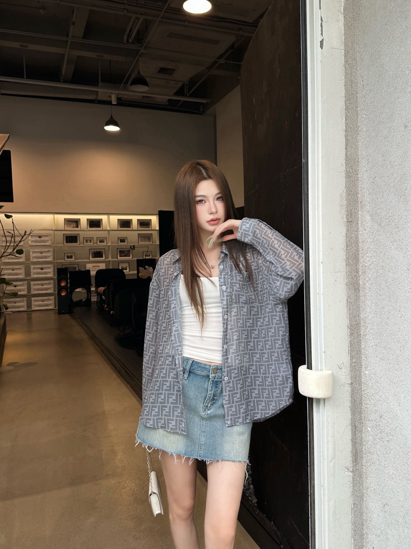 NO:844732,Model upper body picture,,19860909模特上身图,,,Women's clothing