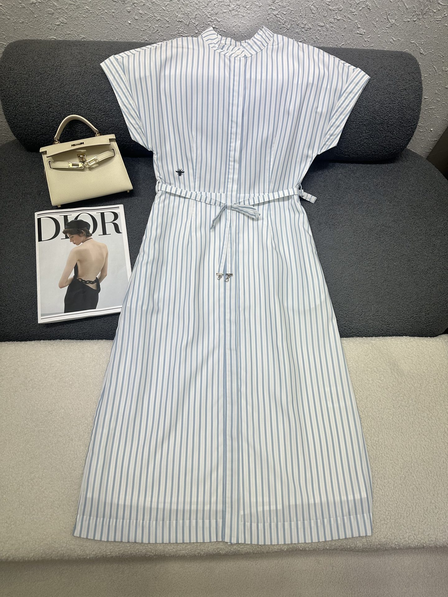 NO:875944,Dior*2026 new summer striped dress little bee embroidery decoration/fabric is light and comfortable, high quality, two colors and three codes SML,,dior,skirts,19860909Dior*2026夏季新款条纹连衣裙小蜜蜂刺绣装饰/面料轻薄舒适 高品质 两色三码SML,,dior,skirts,,Women's clothing