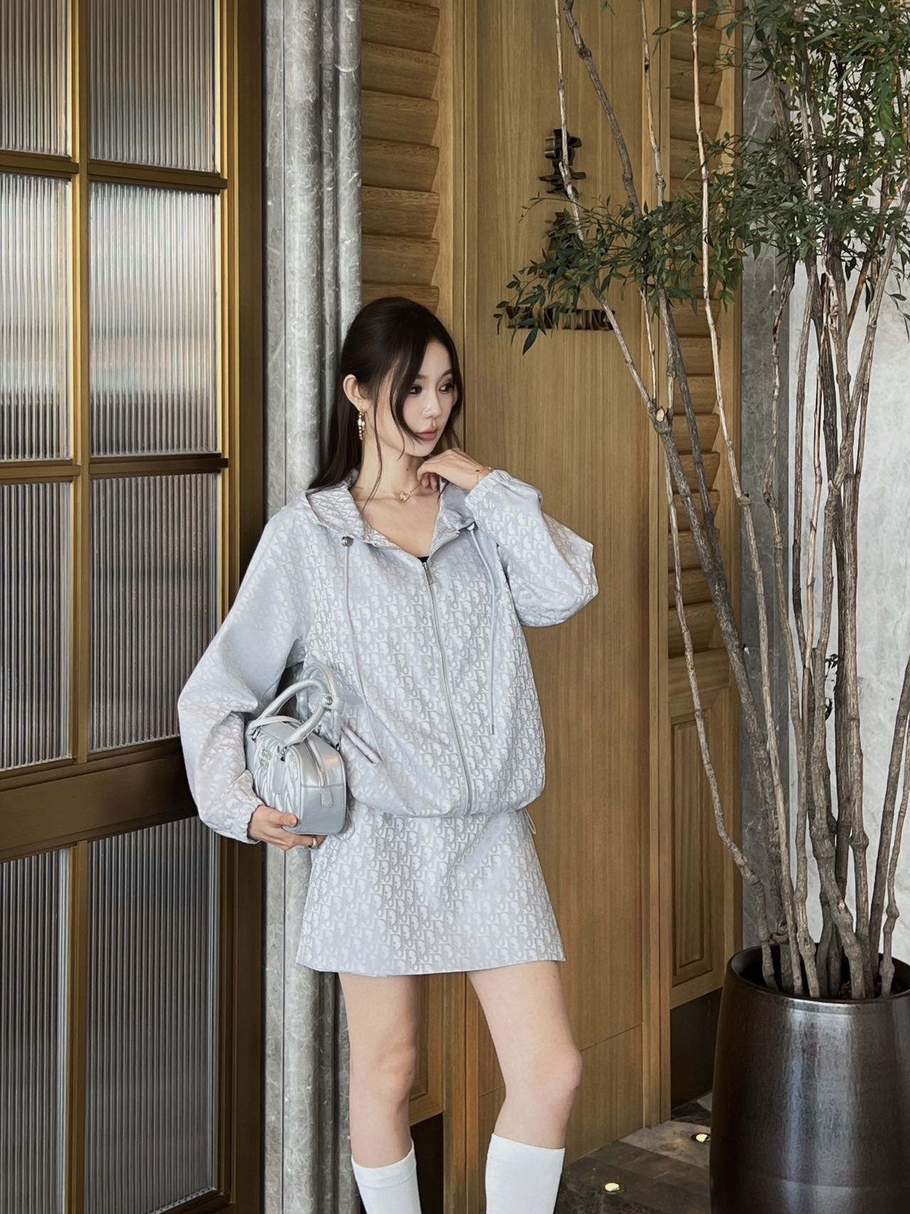 NO:953545,Model upper body picture,,19860909模特上身图,,,Women's clothing