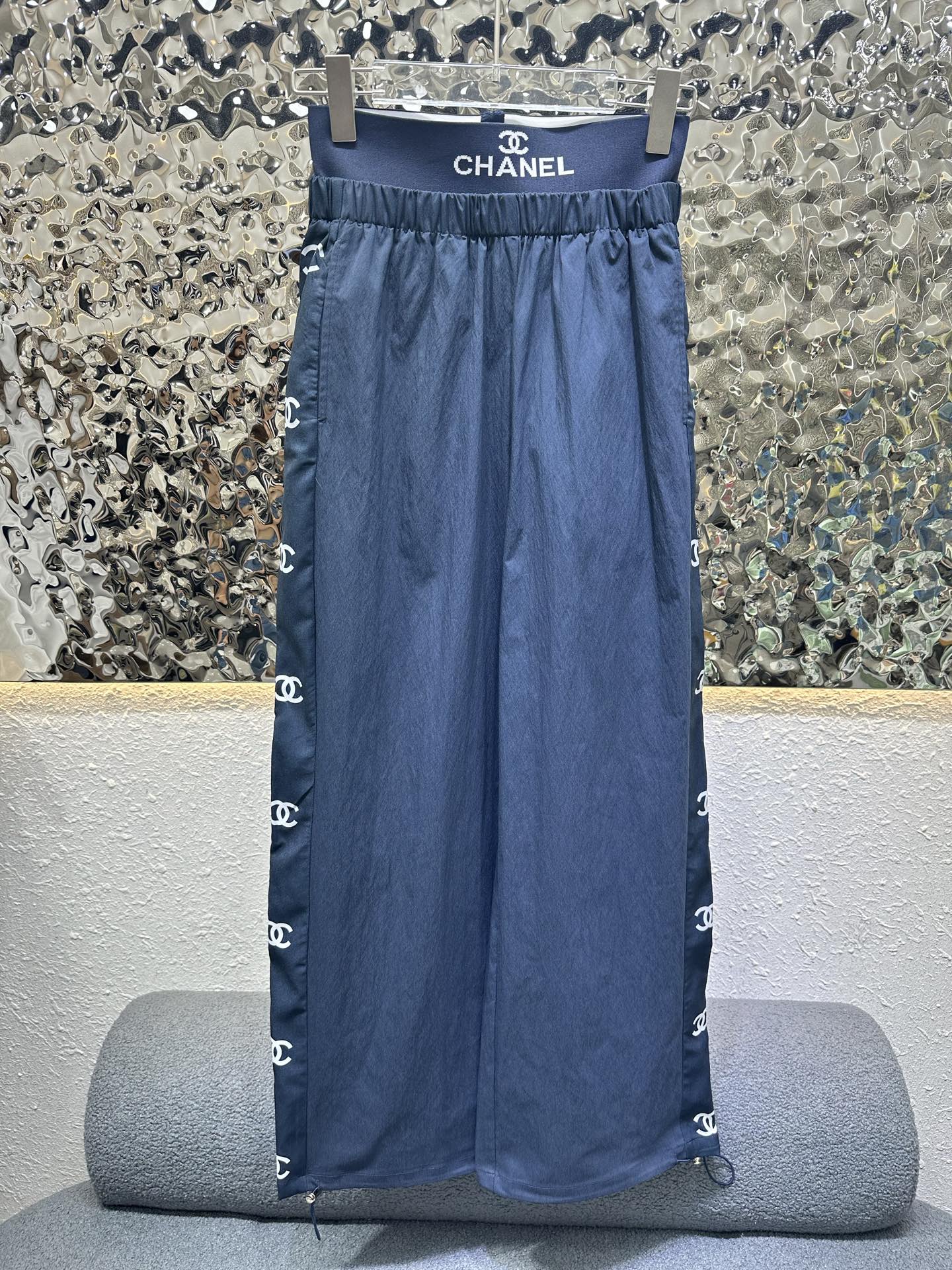 chanel logo print elastic waist wide leg pants