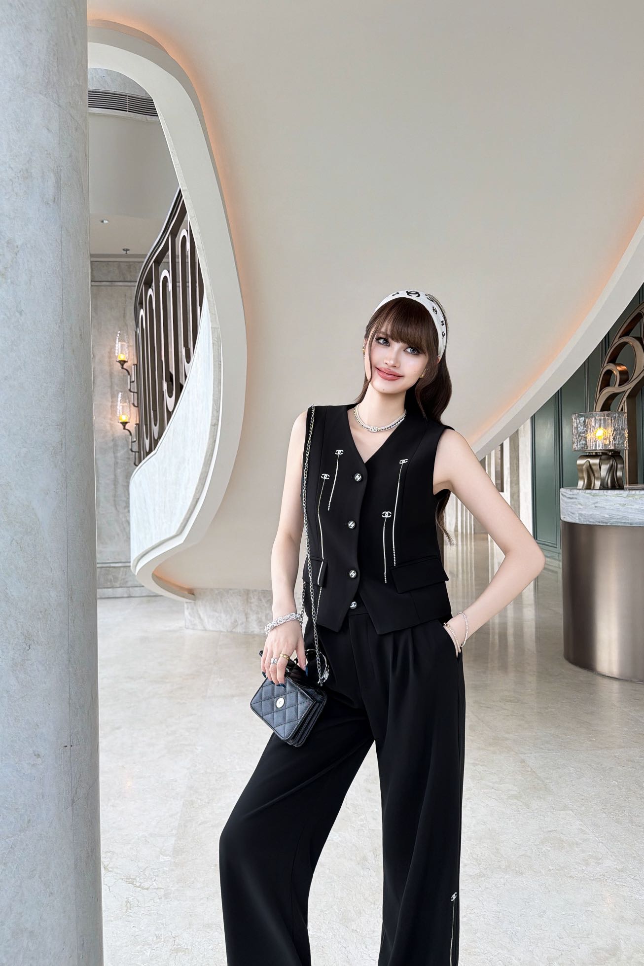 chanel v neck vest wide leg pants set