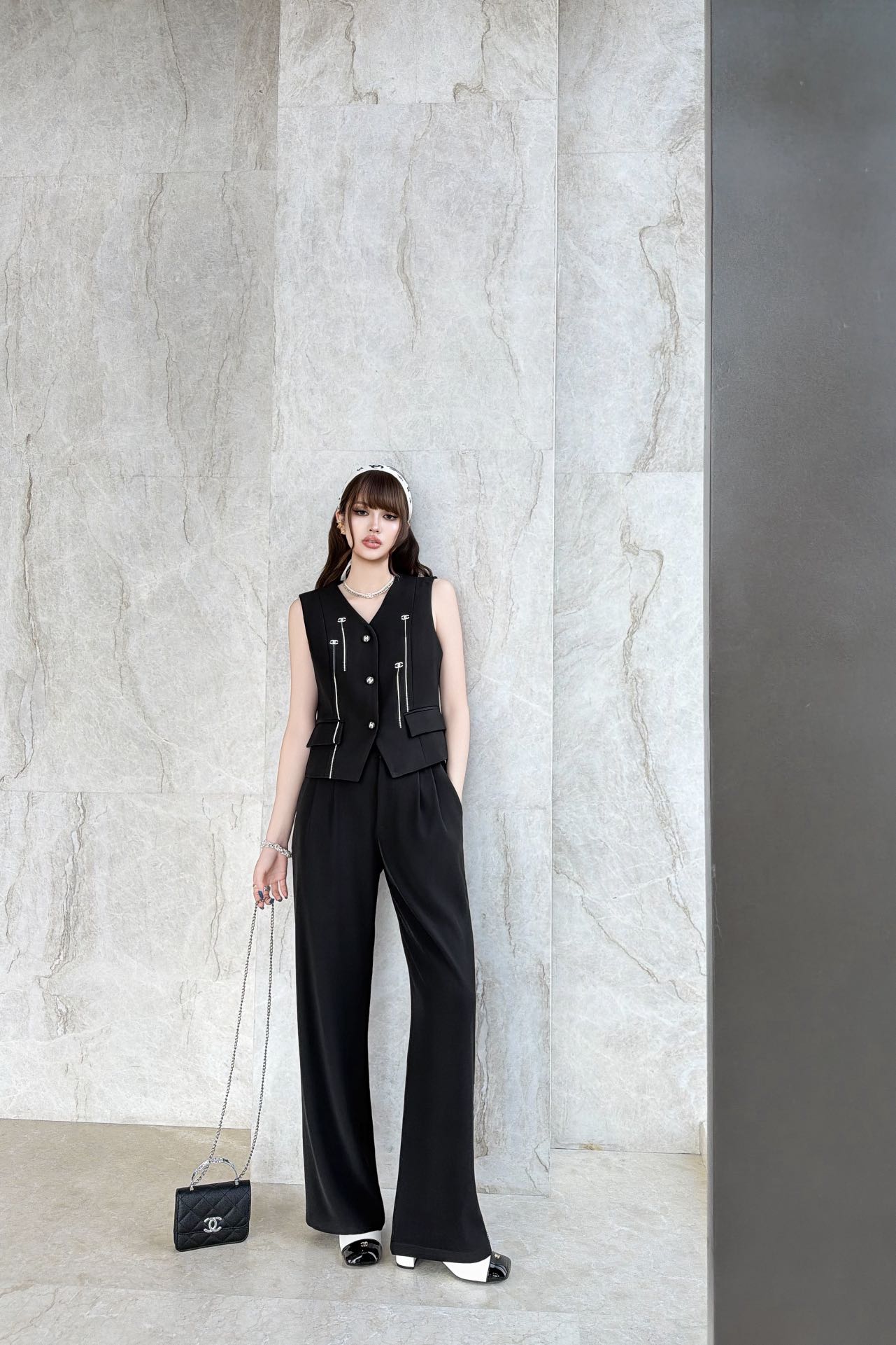 chanel v neck vest wide leg pants set