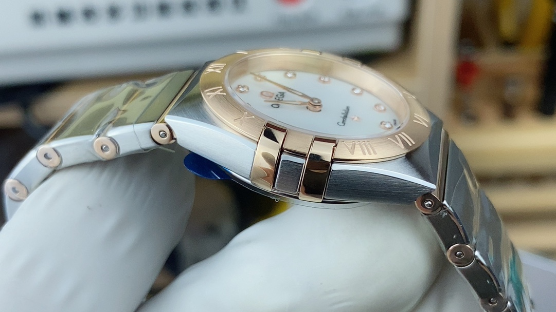 Omega 27mm贝母面间玫瑰金女星座