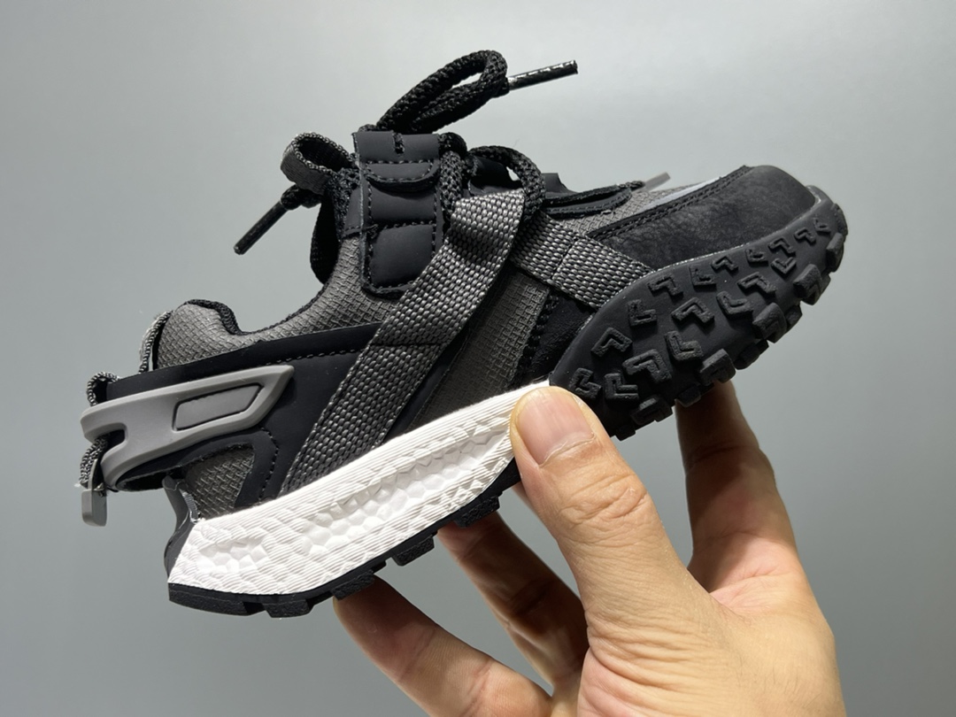 图片[6]-特耐克新款轮胎底魔术贴儿童老爹鞋 尺码：26-37码 大火的轮胎底🛞系列🆕 魔术贴设计，穿脱超级方便✔️ 优质皮料拼接，质感超赞👍🏻 抓地力超强的轮胎橡胶大底去，脚感不言而喻👍🏻-选品中心