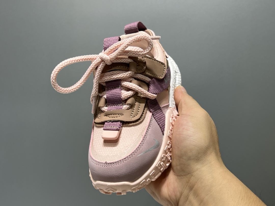 图片[3]-耐克 新款轮胎底魔术贴儿童老爹鞋 尺码：26-37码 大火的轮胎底🛞系列🆕 魔术贴设计，穿脱超级方便✔️ 优质皮料拼接，质感超赞👍🏻 抓地力超强的轮胎橡胶大底去，脚感不言而喻👍🏻-选品中心