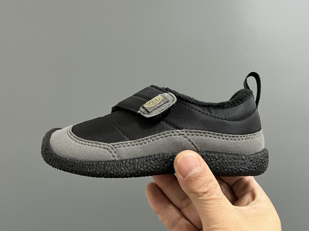 图片[4]-加绒KEEN低帮儿童魔术贴棉鞋 尺码：26-37码 户外大佬出棉鞋啦👏🏻 优质的皮料拼接，高级满满🈵️ 魔术贴设计，穿脱方便✌🏻 原装橡胶耐磨防滑大底，满足各种地形👍🏻 内里采用米粒绒，保暖又舒适☁️-选品中心