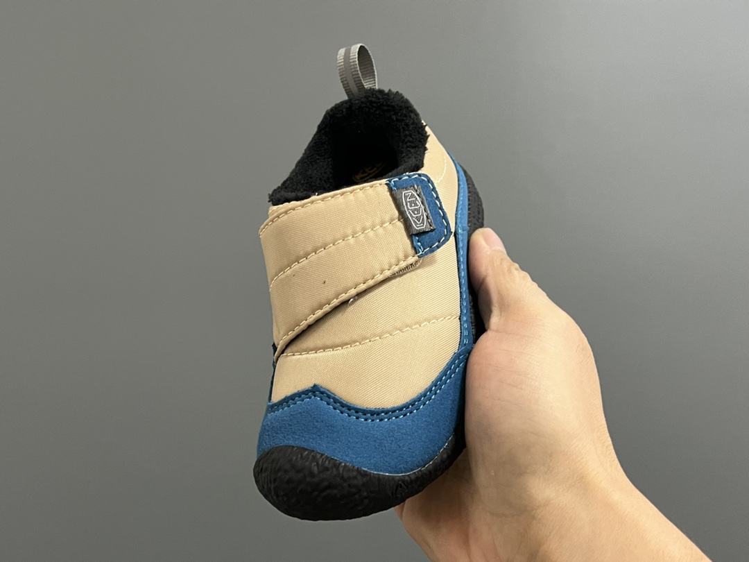 图片[3]-加绒KEEN低帮儿童魔术贴棉鞋 尺码：26-37码 户外大佬出棉鞋啦👏🏻 优质的皮料拼接，高级满满🈵️ 魔术贴设计，穿脱方便✌🏻 原装橡胶耐磨防滑大底，满足各种地形👍🏻 内里采用米粒绒，保暖又舒适☁️-选品中心