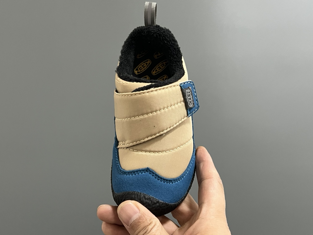 图片[8]-加绒KEEN低帮儿童魔术贴棉鞋 尺码：26-37码 户外大佬出棉鞋啦👏🏻 优质的皮料拼接，高级满满🈵️ 魔术贴设计，穿脱方便✌🏻 原装橡胶耐磨防滑大底，满足各种地形👍🏻 内里采用米粒绒，保暖又舒适☁️-选品中心