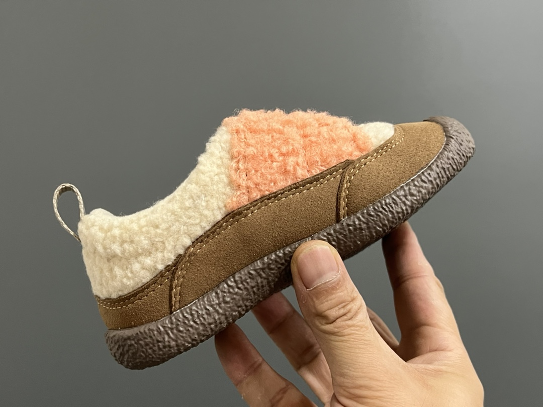 图片[6]-加绒KEE*低帮儿童魔术贴棉鞋 尺码：26-37码 户外大佬出棉鞋啦👏🏻 优质的皮料拼接，高级满满🈵️ 魔术贴设计，穿脱方便✌🏻 原装橡胶耐磨防滑大底，满足各种地形👍🏻 内里采用米粒绒，保暖又舒适☁️-选品中心