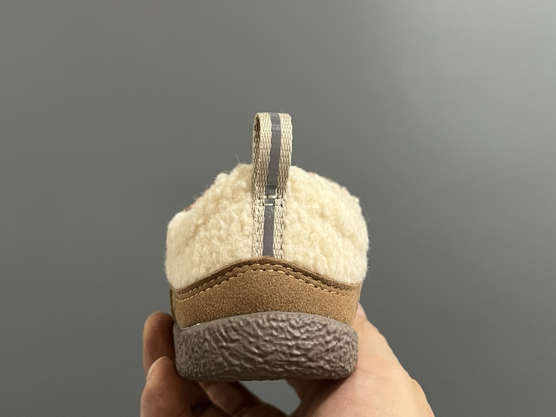 图片[7]-加绒KEE*低帮儿童魔术贴棉鞋 尺码：26-37码 户外大佬出棉鞋啦👏🏻 优质的皮料拼接，高级满满🈵️ 魔术贴设计，穿脱方便✌🏻 原装橡胶耐磨防滑大底，满足各种地形👍🏻 内里采用米粒绒，保暖又舒适☁️-选品中心