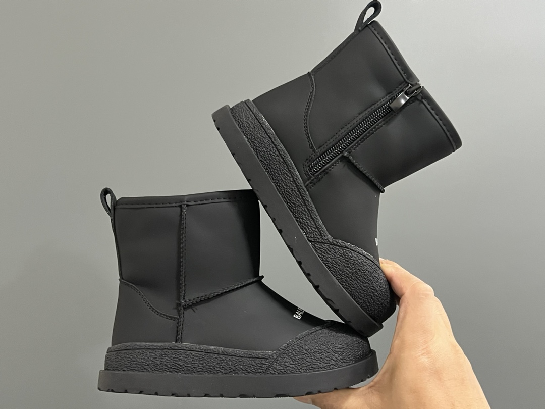 图片[9]-B家高帮拉链儿童棉鞋雪地靴 尺码：26-37码 丑萌丑萌的大头儿童雪地靴❄️ 高帮款式，防风效果超好❤️ 内里加绒加厚，保暖又舒适☁️ 耐磨防滑大底，脚感超赞👍🏻-选品中心