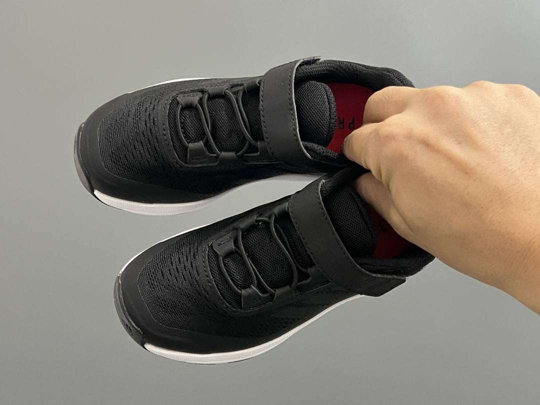 A家乐高联名户外轻便魔术贴儿童运动鞋 尺码：26-37码 柜子同步新款🆕 超赞的乐高联名系✔️ 高密度针织鞋面，质感超软超舒服☁️ 抓地力超强的橡胶大底，脚感不言而喻✌🏻-选品中心