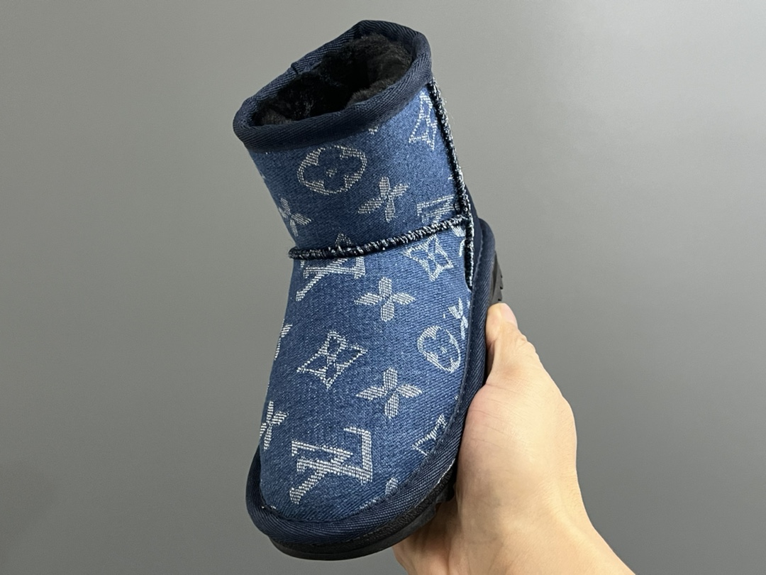 图片[3]-UGG古驰LV联名中帮儿童雪地靴 尺码：25-37 经典老花配色🆕 内里加绒加厚，保暖又舒适❄️ 耐磨防滑大底，脚感超赞👍🏻 中帮款式，防风保暖☁️-选品中心