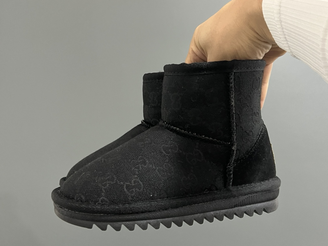 图片[2]-UGG古驰LV联名中帮儿童雪地靴 尺码：25-37 经典老花配色🆕 内里加绒加厚，保暖又舒适❄️ 耐磨防滑大底，脚感超赞👍🏻 中帮款式，防风保暖☁️-选品中心