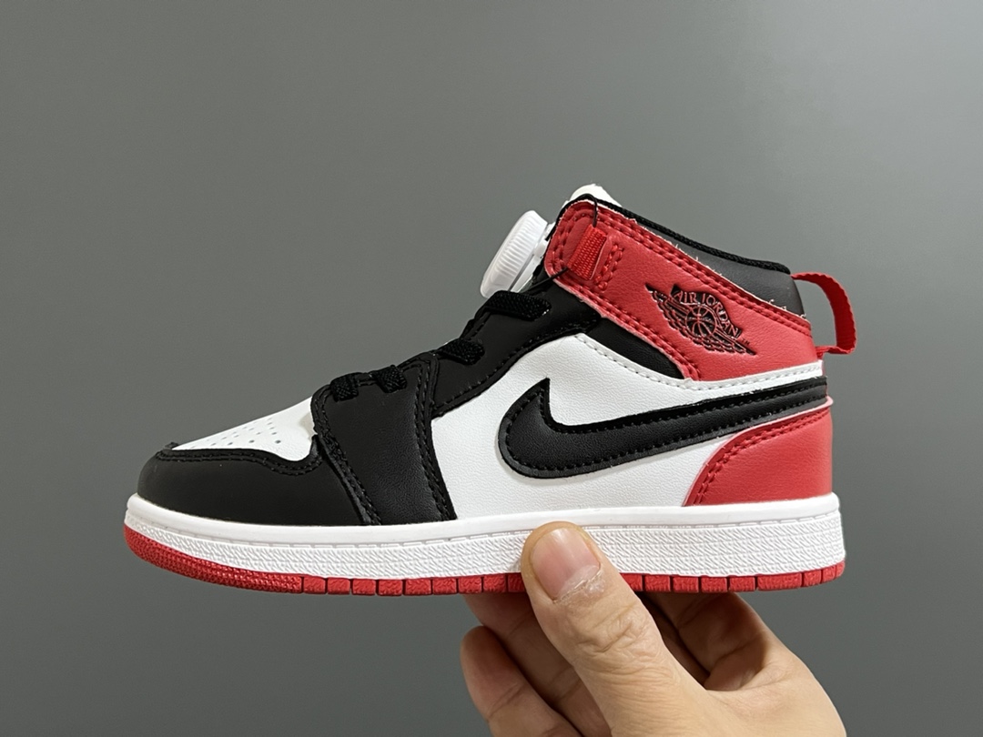 图片[4]-乔一中帮锁扣专柜版儿童运动休闲鞋 尺码：24-37码 新工厂新工艺🆕 经典乔一款式❤️ 精致锁扣设计，穿脱超级方便✌🏻 耐磨防滑大底，脚感超赞👍🏻-选品中心