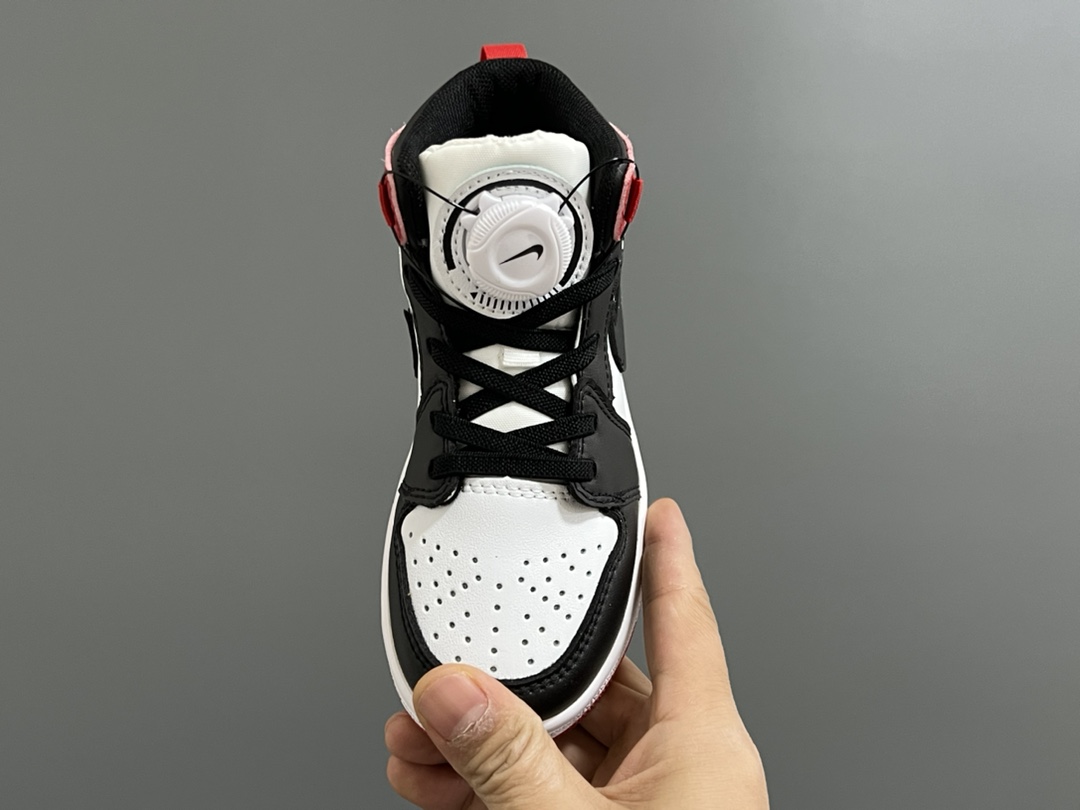 图片[8]-乔一中帮锁扣专柜版儿童运动休闲鞋 尺码：24-37码 新工厂新工艺🆕 经典乔一款式❤️ 精致锁扣设计，穿脱超级方便✌🏻 耐磨防滑大底，脚感超赞👍🏻-选品中心