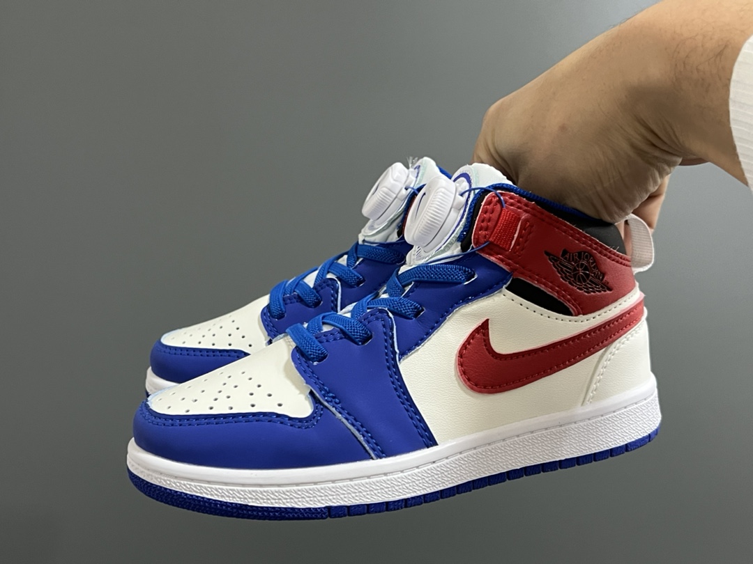 图片[2]-乔一中帮锁扣专柜版儿童运动休闲鞋 尺码：24-37码 新工厂新工艺🆕 经典乔一款式❤️ 精致锁扣设计，穿脱超级方便✌🏻 耐磨防滑大底，脚感超赞👍🏻-选品中心