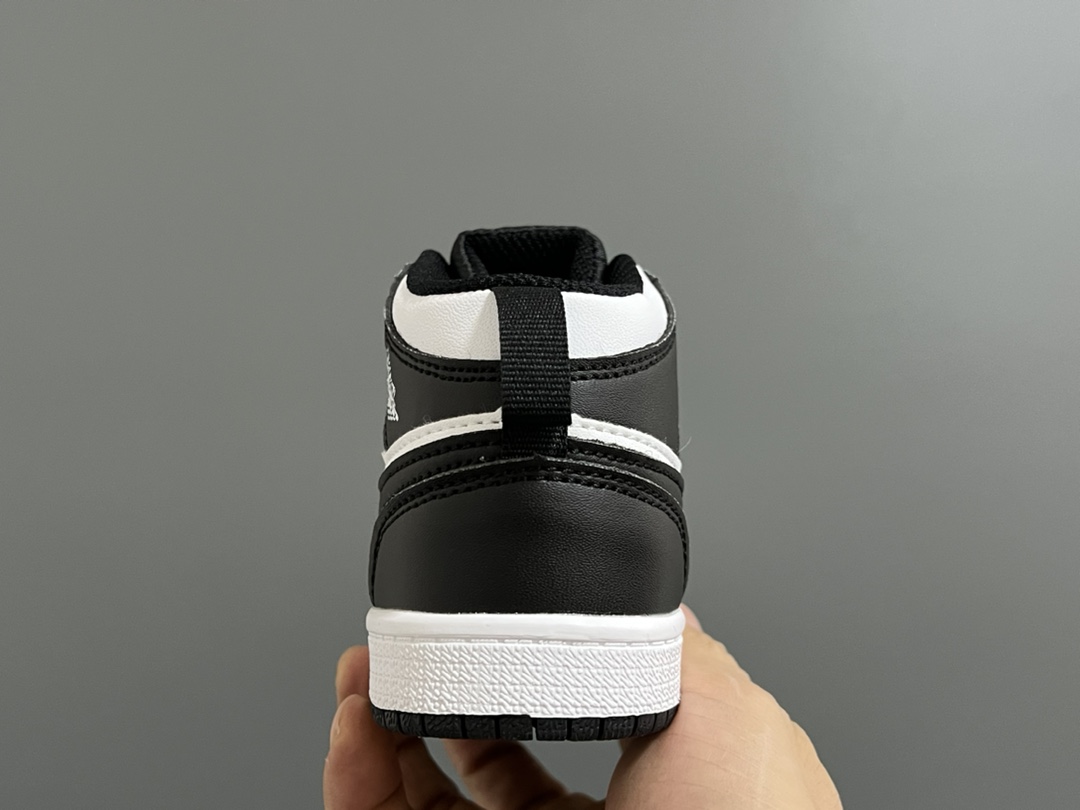 图片[7]-乔一中帮锁扣专柜版儿童运动休闲鞋 尺码：24-37码 新工厂新工艺🆕 经典乔一款式❤️ 精致锁扣设计，穿脱超级方便✌🏻 耐磨防滑大底，脚感超赞👍🏻-选品中心