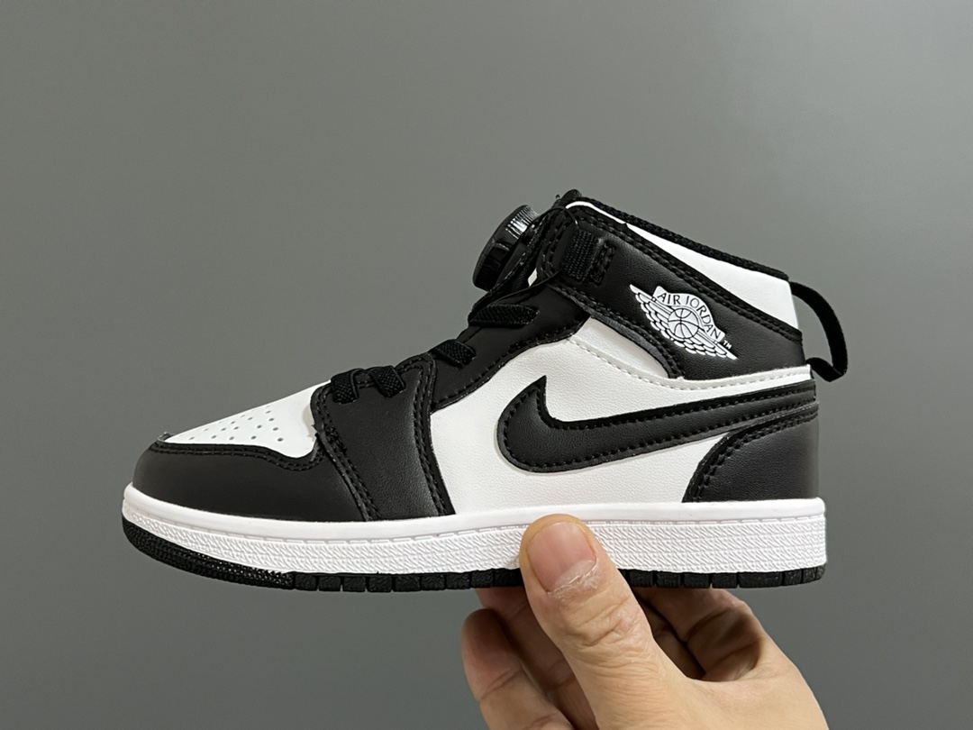 图片[4]-乔一中帮锁扣专柜版儿童运动休闲鞋 尺码：24-37码 新工厂新工艺🆕 经典乔一款式❤️ 精致锁扣设计，穿脱超级方便✌🏻 耐磨防滑大底，脚感超赞👍🏻-选品中心