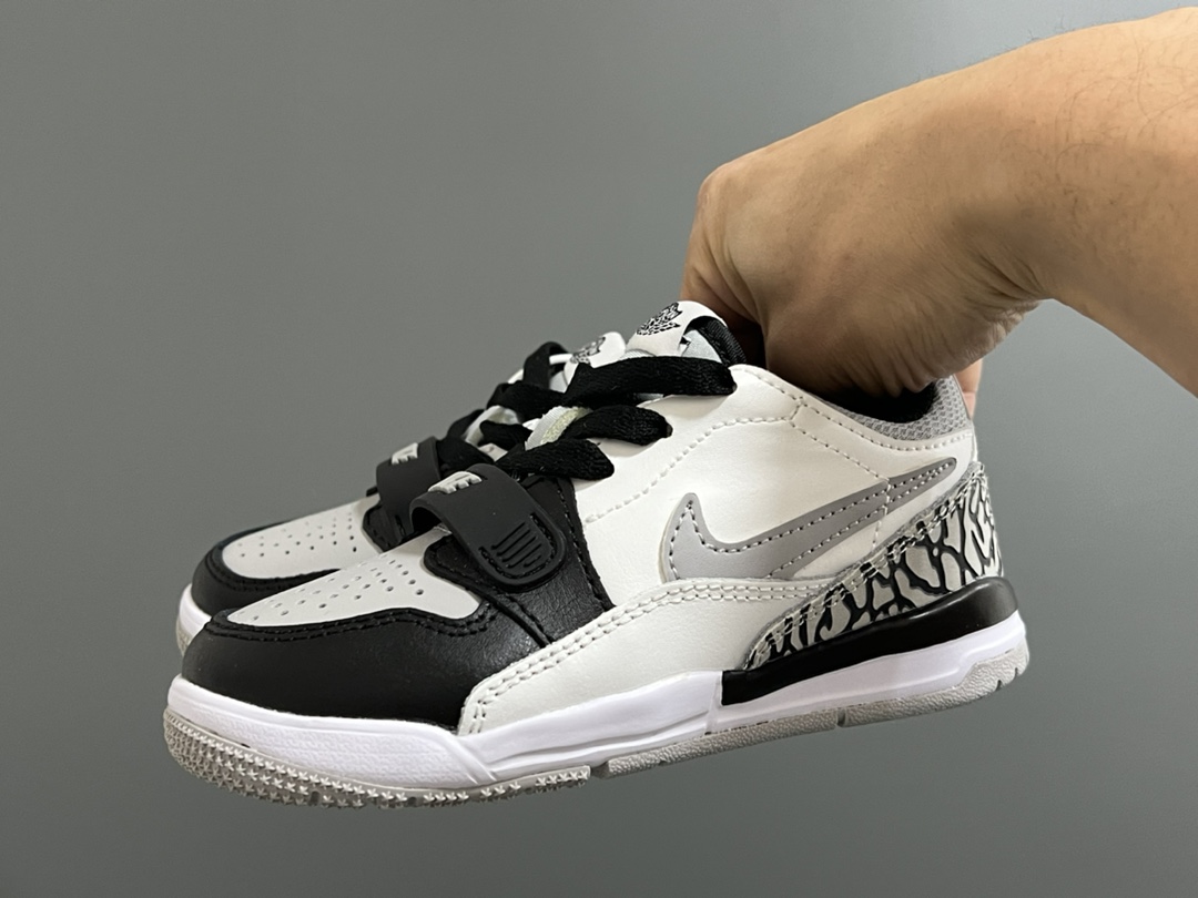 图片[2]-乔312专G版低帮儿童鞋带款运动鞋 尺码：22-37码 经典乔312低帮系列🆕 优质皮料拼接，柔软细腻☁️ 橡胶耐磨防滑大底，满足日常需求✌🏻-选品中心