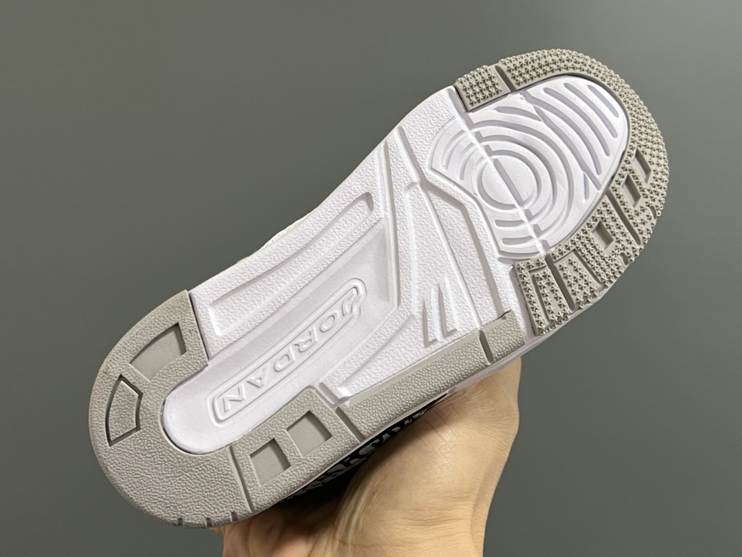 图片[5]-乔312专G版低帮儿童鞋带款运动鞋 尺码：22-37码 经典乔312低帮系列🆕 优质皮料拼接，柔软细腻☁️ 橡胶耐磨防滑大底，满足日常需求✌🏻-选品中心