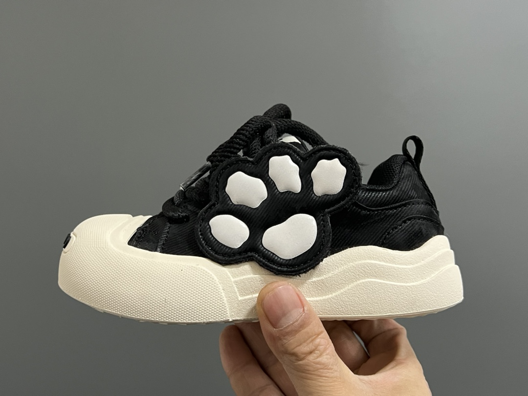 图片[4]-特潮牌新款猫爪印开口笑魔术贴板鞋 尺码：26-37码 可爱的猫爪印🐾贴片 开口笑款式，保护稚嫩脚丫🦶 魔术贴设计，穿脱超方便✌🏻 简约百搭款❤️-选品中心