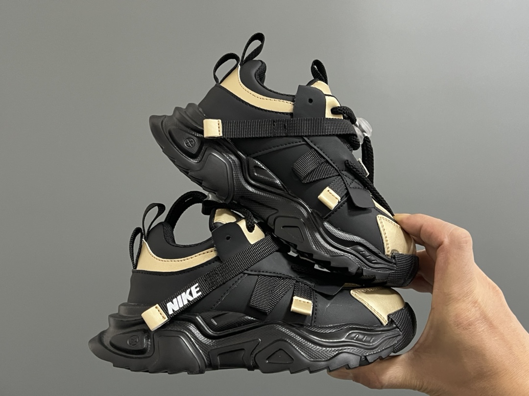 图片[9]-特耐克新款鞋带扣儿童老爹鞋 尺码：26-37码 经典老爹款式❤️ 鞋带扣设计，穿脱超方便✌🏻 EVA超轻防滑耐磨大底👍🏻 优质皮料拼接，质感超赞💓-选品中心