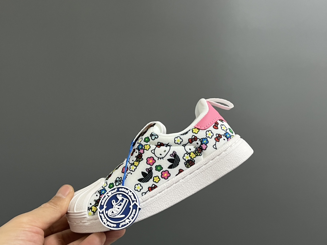 Summary: 218 Packages of Children’s Soft-Shell-Headed Shoes in “G” Version, Sizes 22-35 Yards. - 图片 2