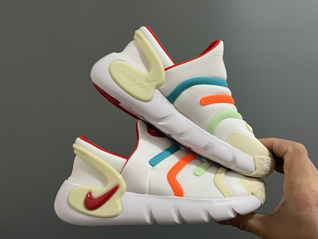 图片[9]-专G版毛毛虫3.5代新款儿童一脚蹬运动鞋 尺码：22-36码 专柜同步新品🆕 升级3.5代，塑胶条加固✔️ 优质空气棉面料☁️ 一脚蹬款式设计，穿脱超级方便✌🏻 耐磨防滑波浪大底，满足日常运动需求👍🏻-选品中心