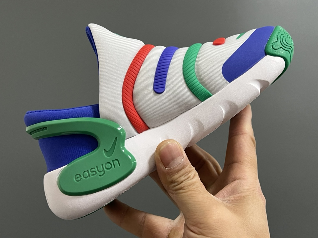 图片[6]-专G版毛毛虫3.5代新款儿童一脚蹬运动鞋 尺码：22-36码 专柜同步新品🆕 升级3.5代，塑胶条加固✔️ 优质空气棉面料☁️ 一脚蹬款式设计，穿脱超级方便✌🏻 耐磨防滑波浪大底，满足日常运动需求👍🏻-选品中心