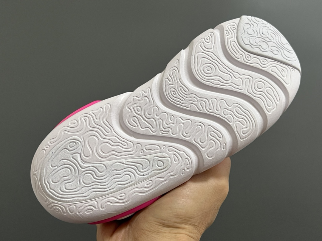 图片[5]-专G版毛毛虫3.5代新款儿童一脚蹬运动鞋 尺码：22-36码 专柜同步新品🆕 升级3.5代，塑胶条加固✔️ 优质空气棉面料☁️ 一脚蹬款式设计，穿脱超级方便✌🏻 耐磨防滑波浪大底，满足日常运动需求👍🏻-选品中心