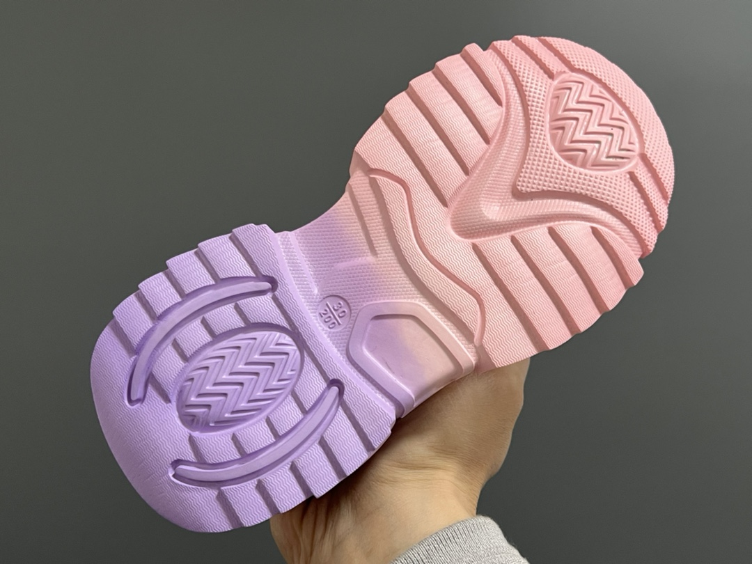 图片[5]-耐克 新款水洗马卡龙魔术贴儿童老爹鞋 尺码：26-37码 超治愈的马卡龙色系马🍬 魔术贴设计，穿脱方便✅ 耐磨防滑大底，老爹款超百搭❤️-选品中心