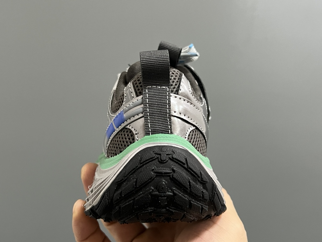 图片[7]-价格下调⬇️ 巴家新款10XL儿童魔术贴老爹运动鞋 尺码：26-37码 老爹款真的太百搭啦✌🏻 时髦精必备✨ 魔术贴设计，穿脱方便✅ 精致网面拼接，质感满满🈵-选品中心