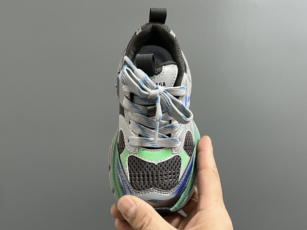 图片[8]-价格下调⬇️ 巴家新款10XL儿童魔术贴老爹运动鞋 尺码：26-37码 老爹款真的太百搭啦✌🏻 时髦精必备✨ 魔术贴设计，穿脱方便✅ 精致网面拼接，质感满满🈵-选品中心