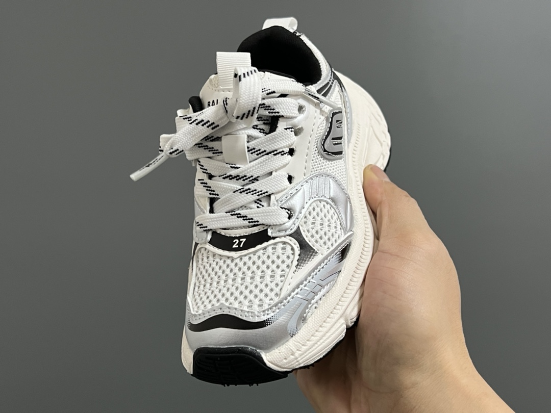 图片[3]-价格下调⬇️ 巴家新款10XL儿童魔术贴老爹运动鞋 尺码：26-37码 老爹款真的太百搭啦✌🏻 时髦精必备✨ 魔术贴设计，穿脱方便✅ 精致网面拼接，质感满满🈵-选品中心