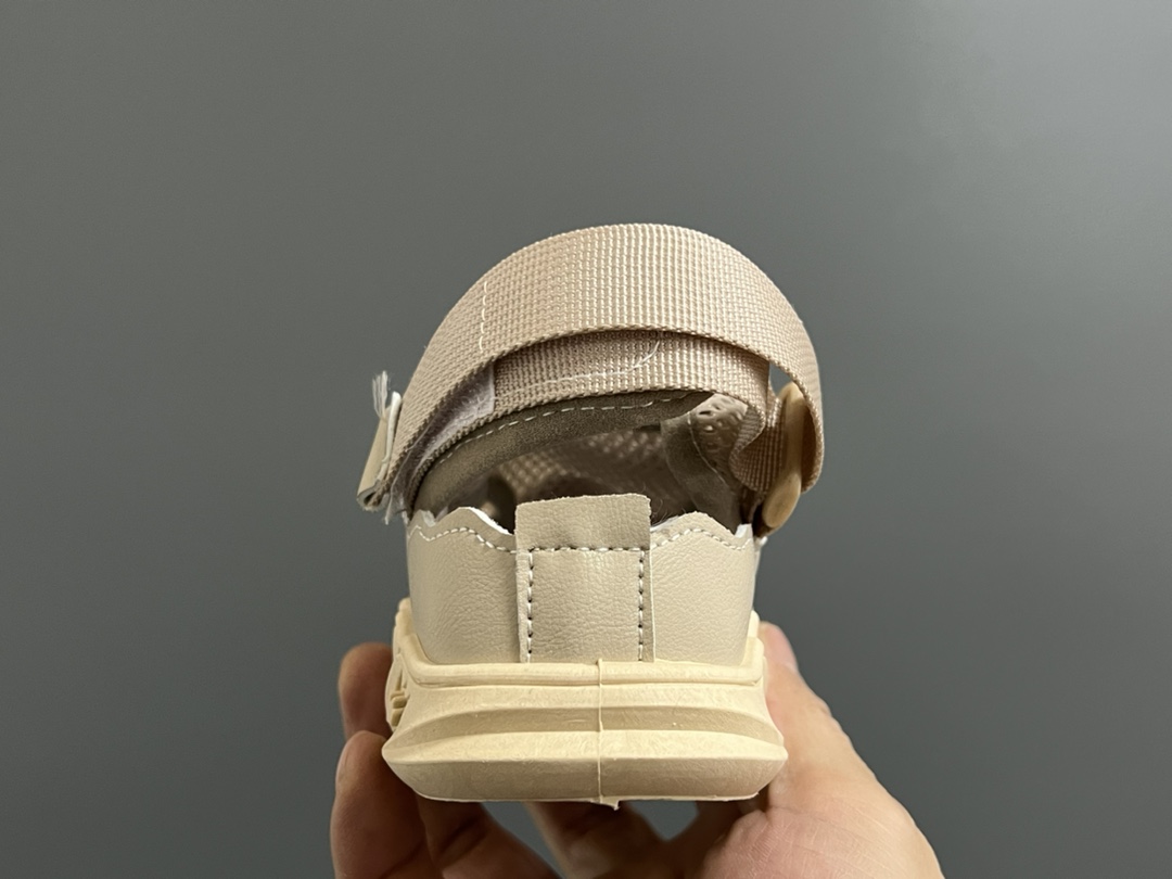 图片[6]-NK 包头绑带网面透气魔术贴凉鞋 尺码：26-37码 网面镂空拼接，透气性超好👍🏻 魔术贴设计，穿脱超方便✌🏻 超轻大底，脚感超赞✔️-选品中心