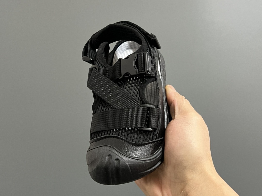 图片[3]-NK 包头绑带网面透气魔术贴凉鞋 尺码：26-37码 网面镂空拼接，透气性超好👍🏻 魔术贴设计，穿脱超方便✌🏻 超轻大底，脚感超赞✔️-选品中心