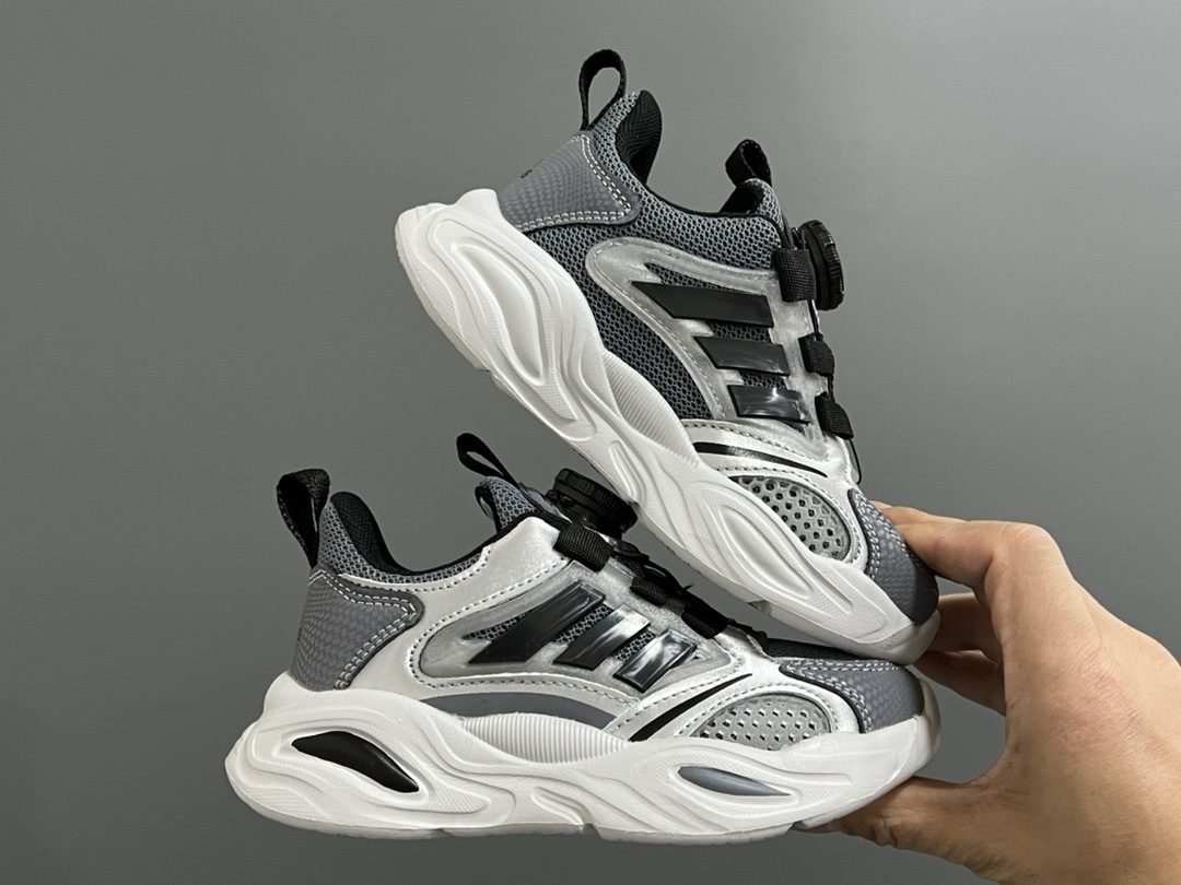 图片[9]-三叶草新款旋转扣网面儿童老爹鞋 尺码：28-37码 网面拼接设计，透气性极佳👍🏻 精致锁扣，穿脱方便✌🏻 耐磨防滑大底，脚感超赞✔️-选品中心