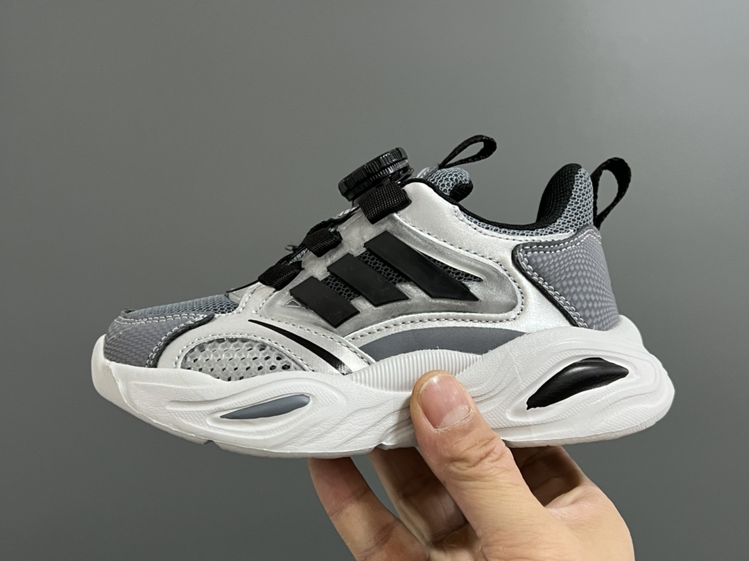 图片[4]-三叶草新款旋转扣网面儿童老爹鞋 尺码：28-37码 网面拼接设计，透气性极佳👍🏻 精致锁扣，穿脱方便✌🏻 耐磨防滑大底，脚感超赞✔️-选品中心