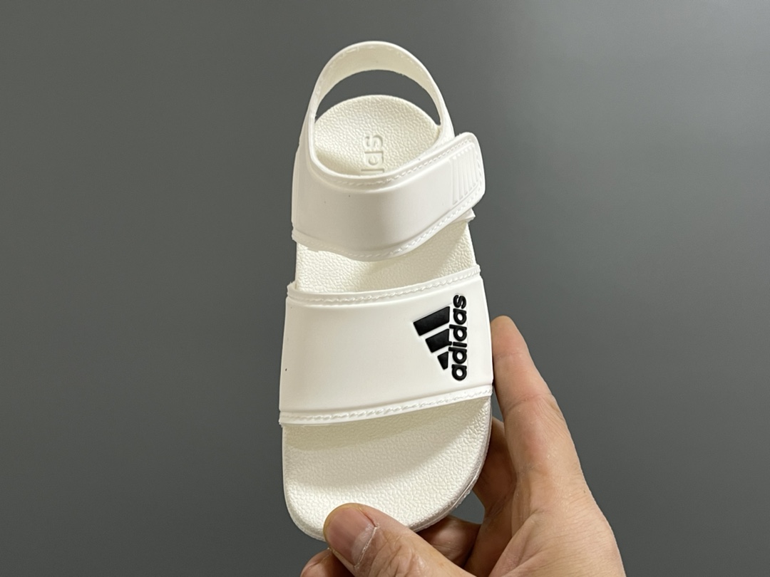 图片[8]-A家原单新款SANDAL沙滩儿童魔术贴凉鞋26-35码 原单外贸订单❤️超轻超薄超透气凉鞋☁️魔术贴设计，方便调节✔️ 海边沙滩露营，备一双都很方便✌🏻-选品中心