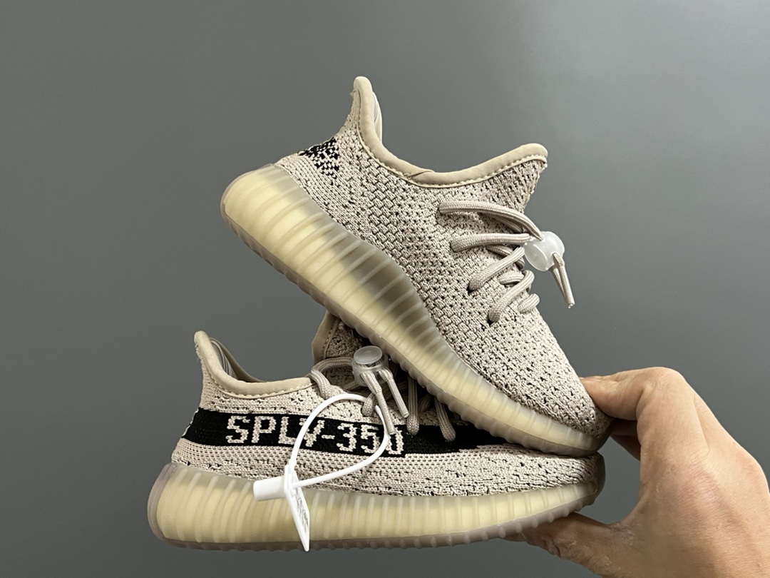 图片[9]-专G版椰子350V2真爆鞋带扣儿童一脚蹬运动鞋 尺码：24-35码 专柜版来咯🔥 真爆米花系列脚感超级棒👍🏻 软弹效果一绝❗️ 针织鞋面，透气舒适好打理✔️ 鞋带扣设计，对于小宝来说可太友好啦✌🏻 一脚蹬款式设计，穿脱自如✅-选品中心