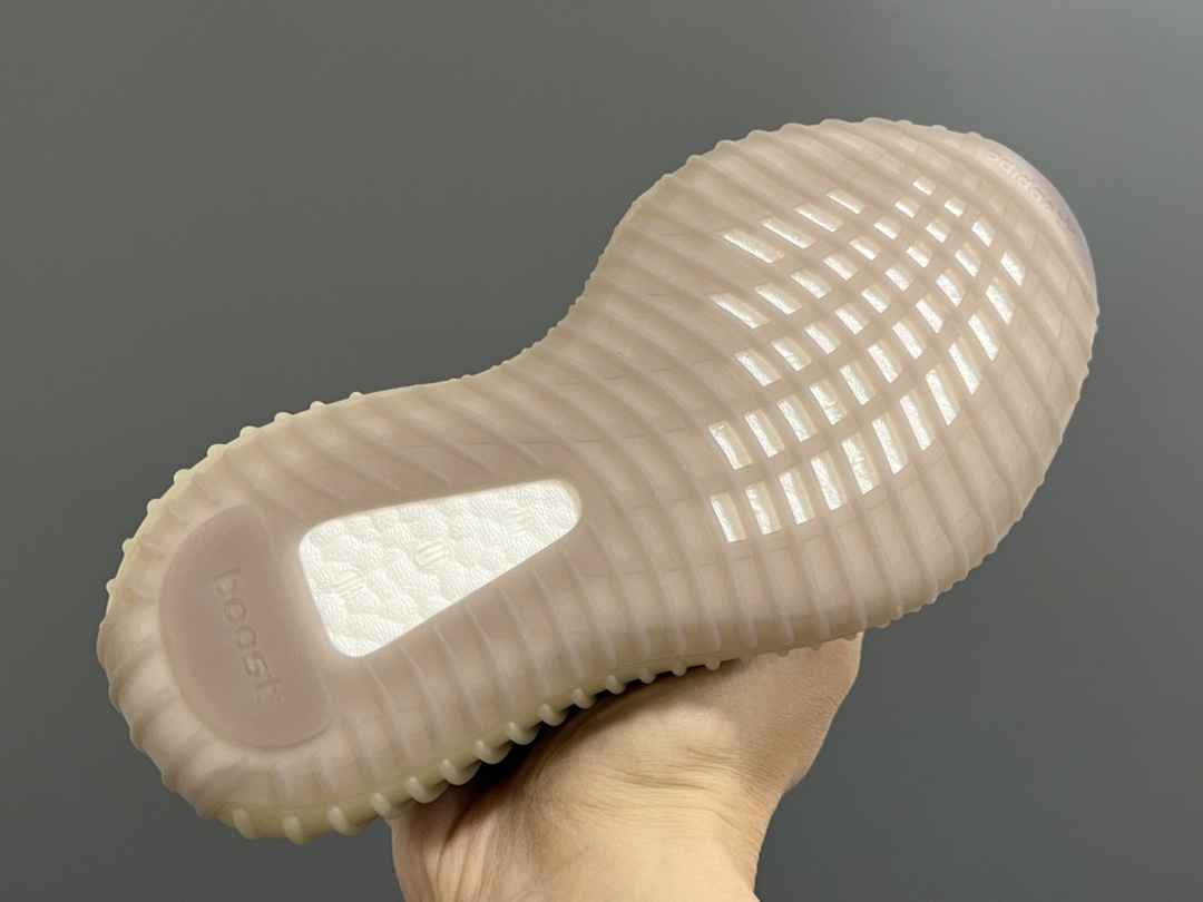 图片[5]-专G版椰子350V2真爆鞋带扣儿童一脚蹬运动鞋 尺码：24-35码 专柜版来咯🔥 真爆米花系列脚感超级棒👍🏻 软弹效果一绝❗️ 针织鞋面，透气舒适好打理✔️ 鞋带扣设计，对于小宝来说可太友好啦✌🏻 一脚蹬款式设计，穿脱自如✅-选品中心