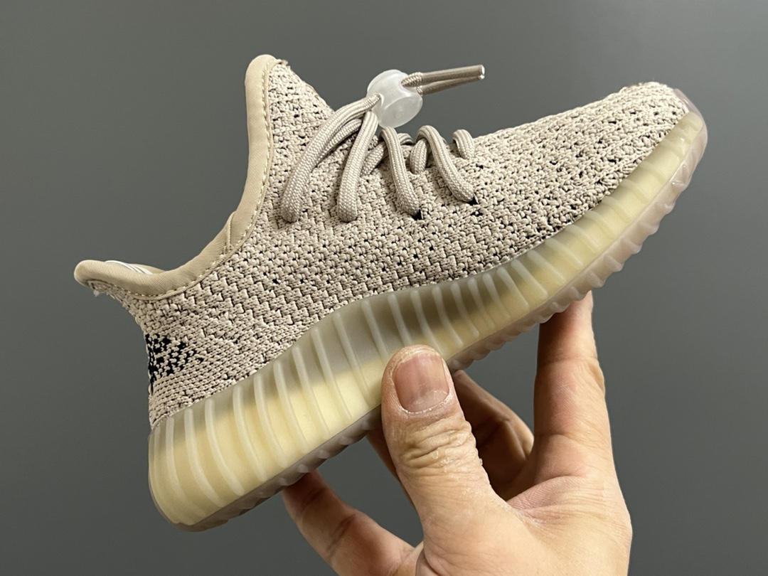 图片[6]-专G版椰子350V2真爆鞋带扣儿童一脚蹬运动鞋 尺码：24-35码 专柜版来咯🔥 真爆米花系列脚感超级棒👍🏻 软弹效果一绝❗️ 针织鞋面，透气舒适好打理✔️ 鞋带扣设计，对于小宝来说可太友好啦✌🏻 一脚蹬款式设计，穿脱自如✅-选品中心