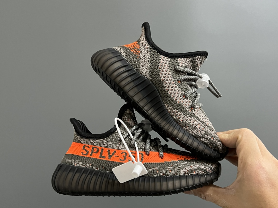 图片[9]-专G版椰子350V2真爆鞋带扣儿童一脚蹬运动鞋 尺码：24-35码 专柜版来咯🔥 真爆米花系列脚感超级棒👍🏻 软弹效果一绝❗️ 针织鞋面，透气舒适好打理✔️ 鞋带扣设计，对于小宝来说可太友好啦✌🏻 一脚蹬款式设计，穿脱自如✅-选品中心