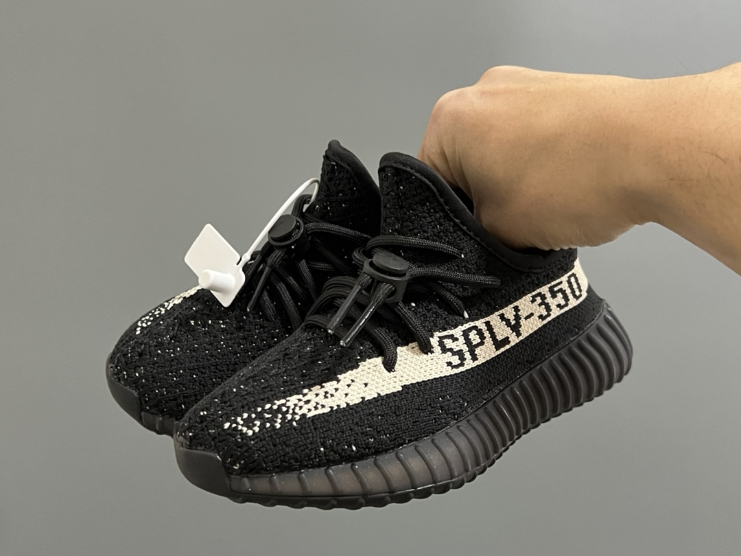 图片[2]-专G版椰子350V2真爆鞋带扣儿童一脚蹬运动鞋 尺码：24-35码 专柜版来咯🔥 真爆米花系列脚感超级棒👍🏻 软弹效果一绝❗️ 针织鞋面，透气舒适好打理✔️ 鞋带扣设计，对于小宝来说可太友好啦✌🏻 一脚蹬款式设计，穿脱自如✅-选品中心