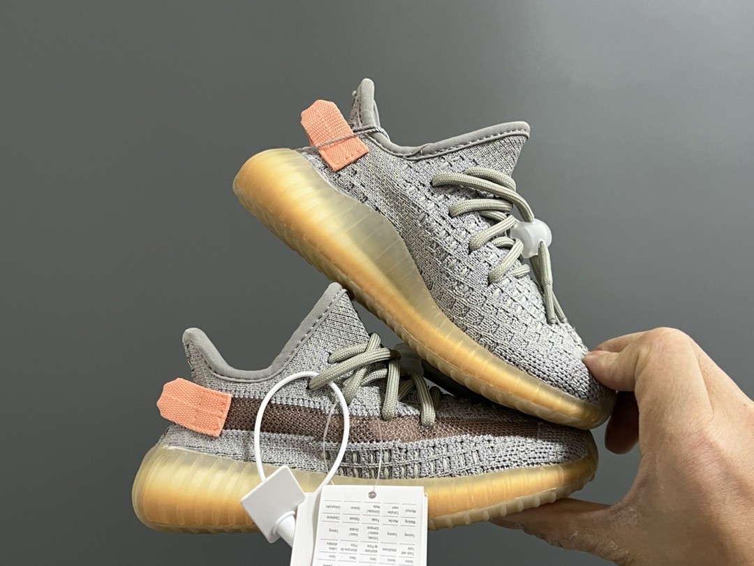 图片[9]-专G版椰子350V2真爆鞋带扣儿童一脚蹬运动鞋 尺码：24-35码 专柜版来咯🔥 真爆米花系列脚感超级棒👍🏻 软弹效果一绝❗️ 针织鞋面，透气舒适好打理✔️ 鞋带扣设计，对于小宝来说可太友好啦✌🏻 一脚蹬款式设计，穿脱自如✅-选品中心