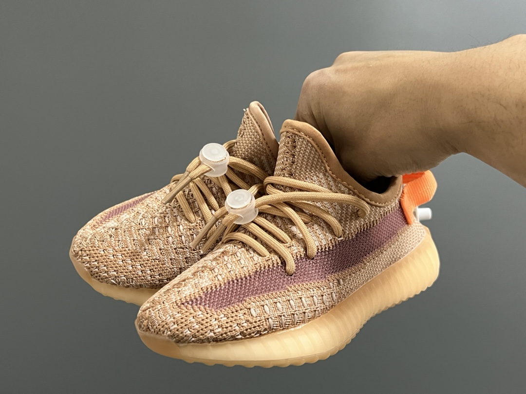 图片[2]-专G版椰子350V2真爆鞋带扣儿童一脚蹬运动鞋 尺码：24-35码 专柜版来咯🔥 真爆米花系列脚感超级棒👍🏻 软弹效果一绝❗️ 针织鞋面，透气舒适好打理✔️ 鞋带扣设计，对于小宝来说可太友好啦✌🏻 一脚蹬款式设计，穿脱自如✅-选品中心